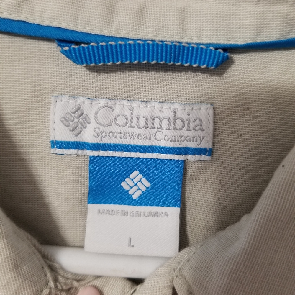 Columbia Button Down - Picture 2 of 4